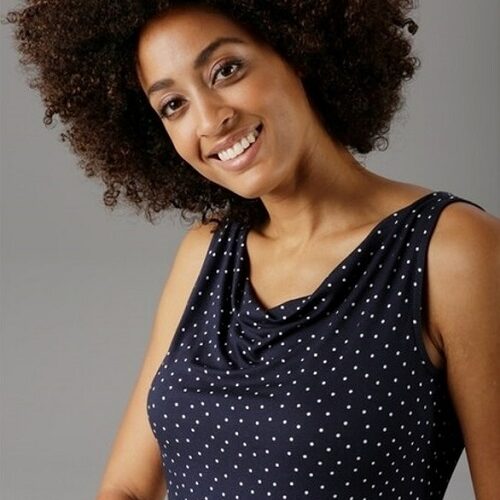 Trendikas pluus firmalt Aniston*