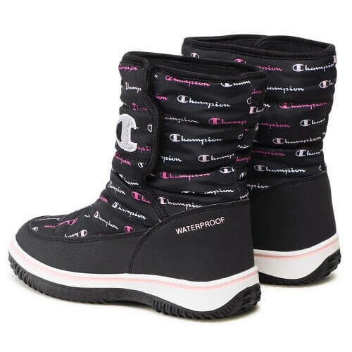 Lumesaapad firmalt Champion*