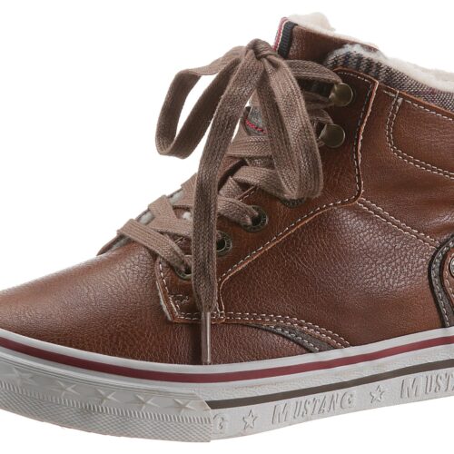 Soojad vabaaja jalanõud firmalt Mustang*