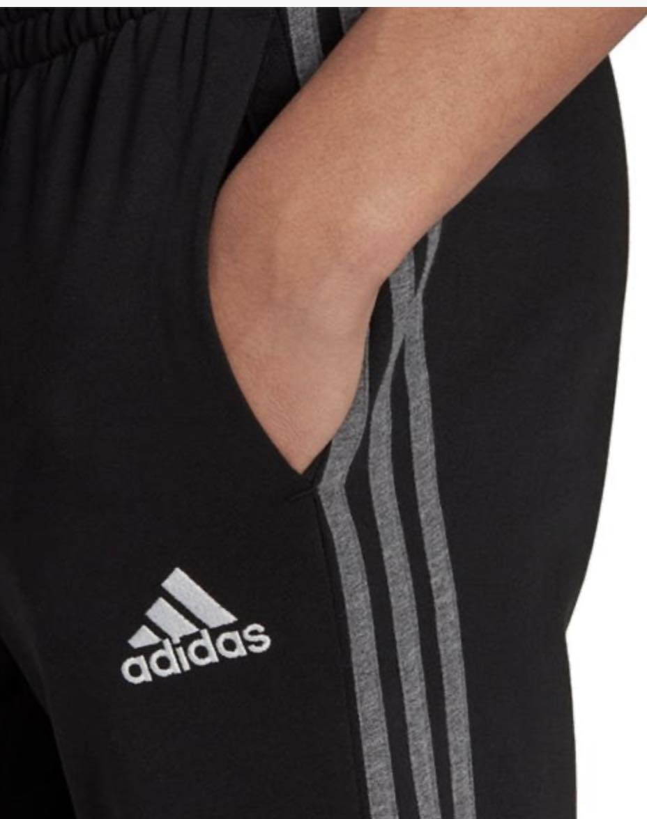 Dressipüksid firmalt Adidas* 8 Dressipüksid firmalt Adidas*