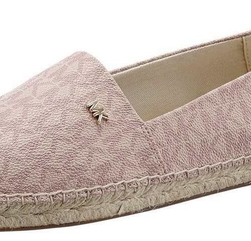 Baleriinad firmalt Michael Kors*