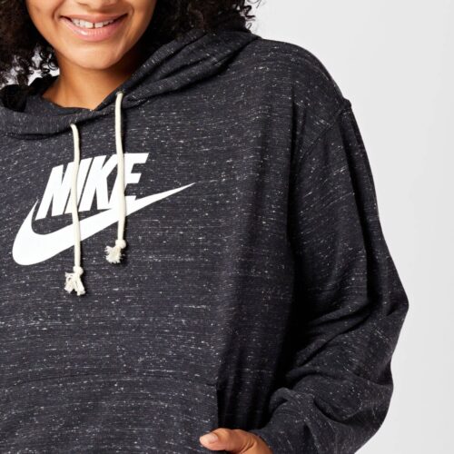 Plus suuruses pusa firmalt Nike*